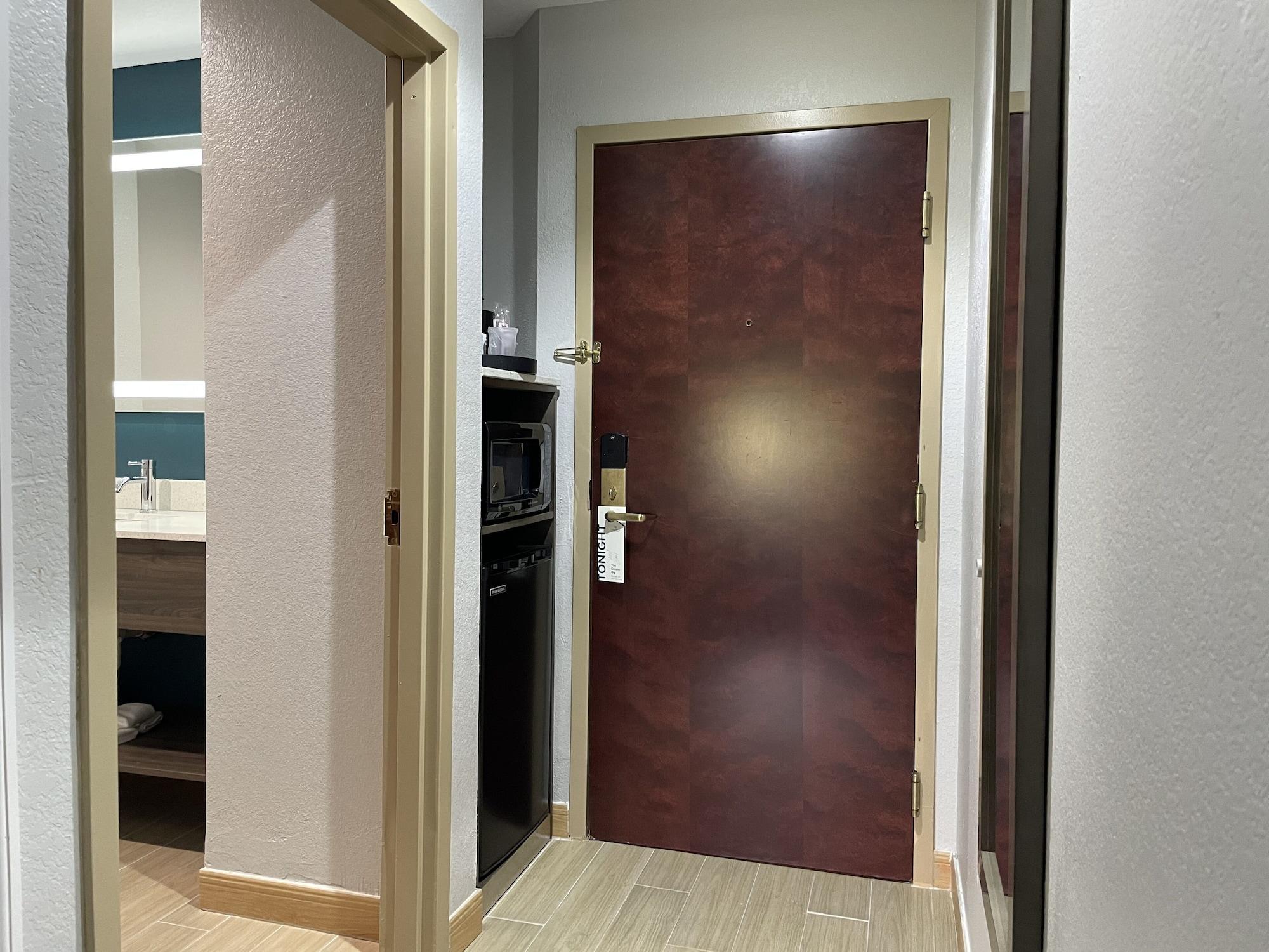 La Quinta By Wyndham Tampa Central Carrollwood Village Bagian luar foto