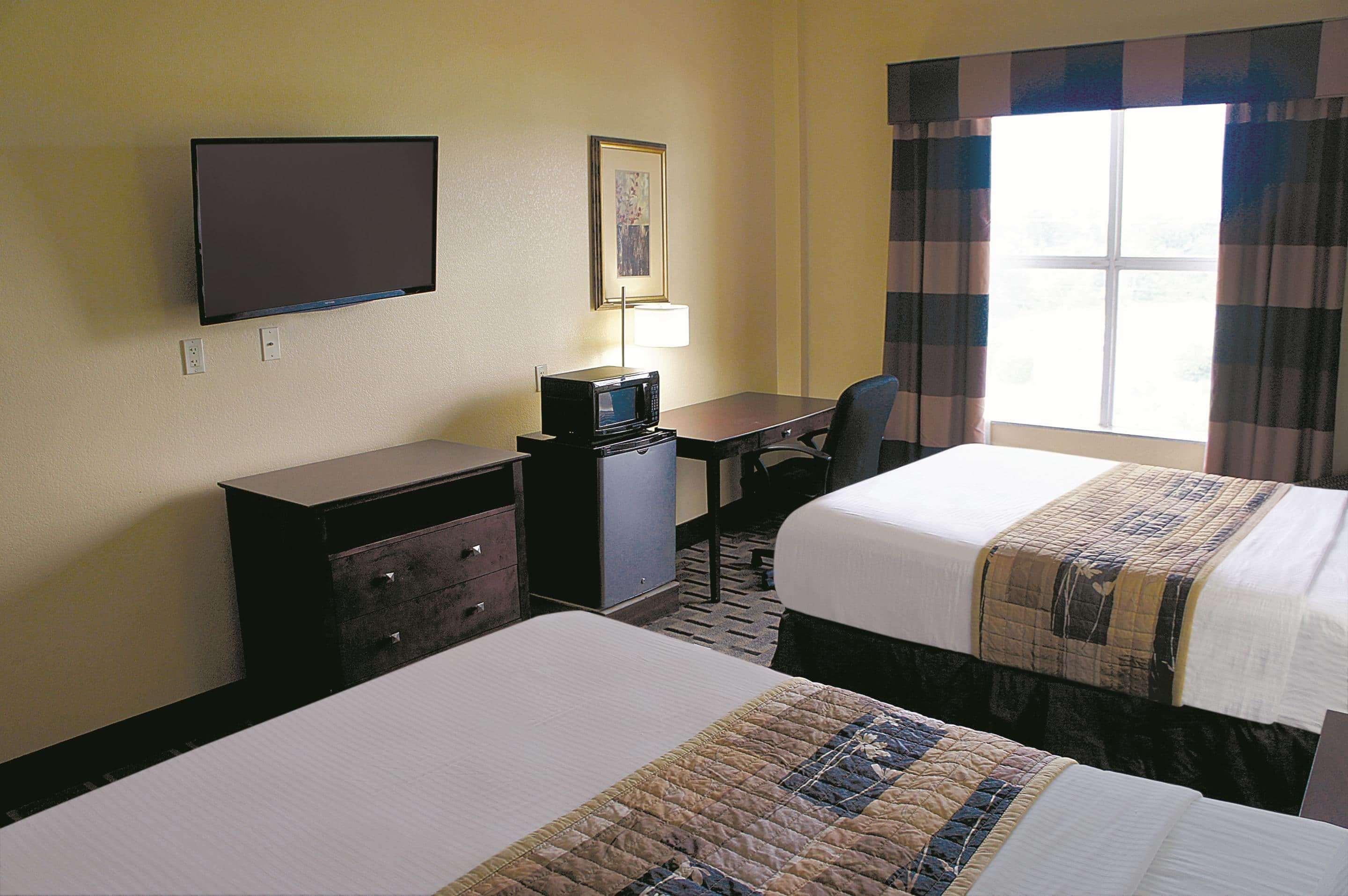 La Quinta By Wyndham Tampa Central Carrollwood Village Bagian luar foto
