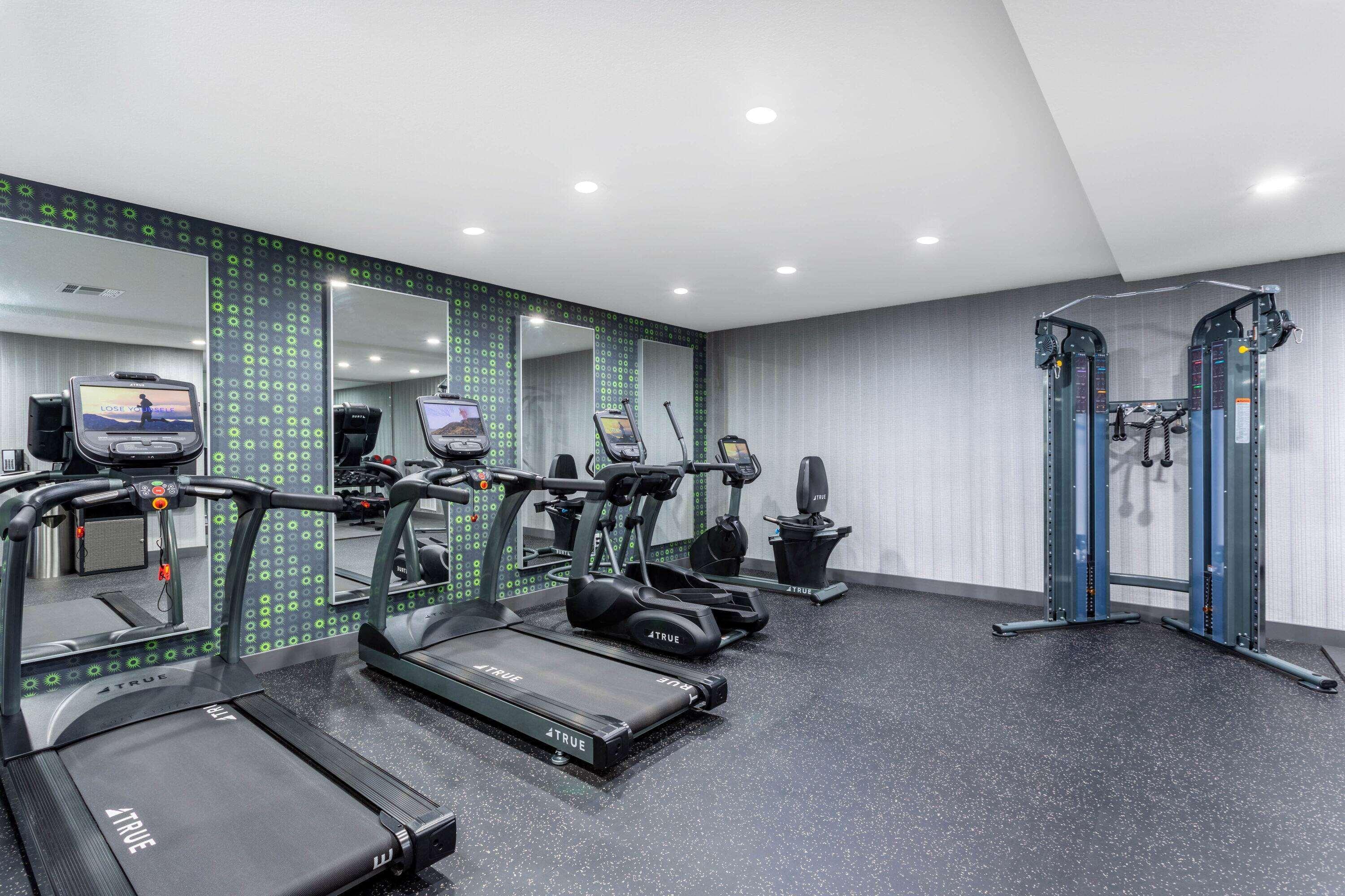 La Quinta By Wyndham Tampa Central Carrollwood Village Bagian luar foto