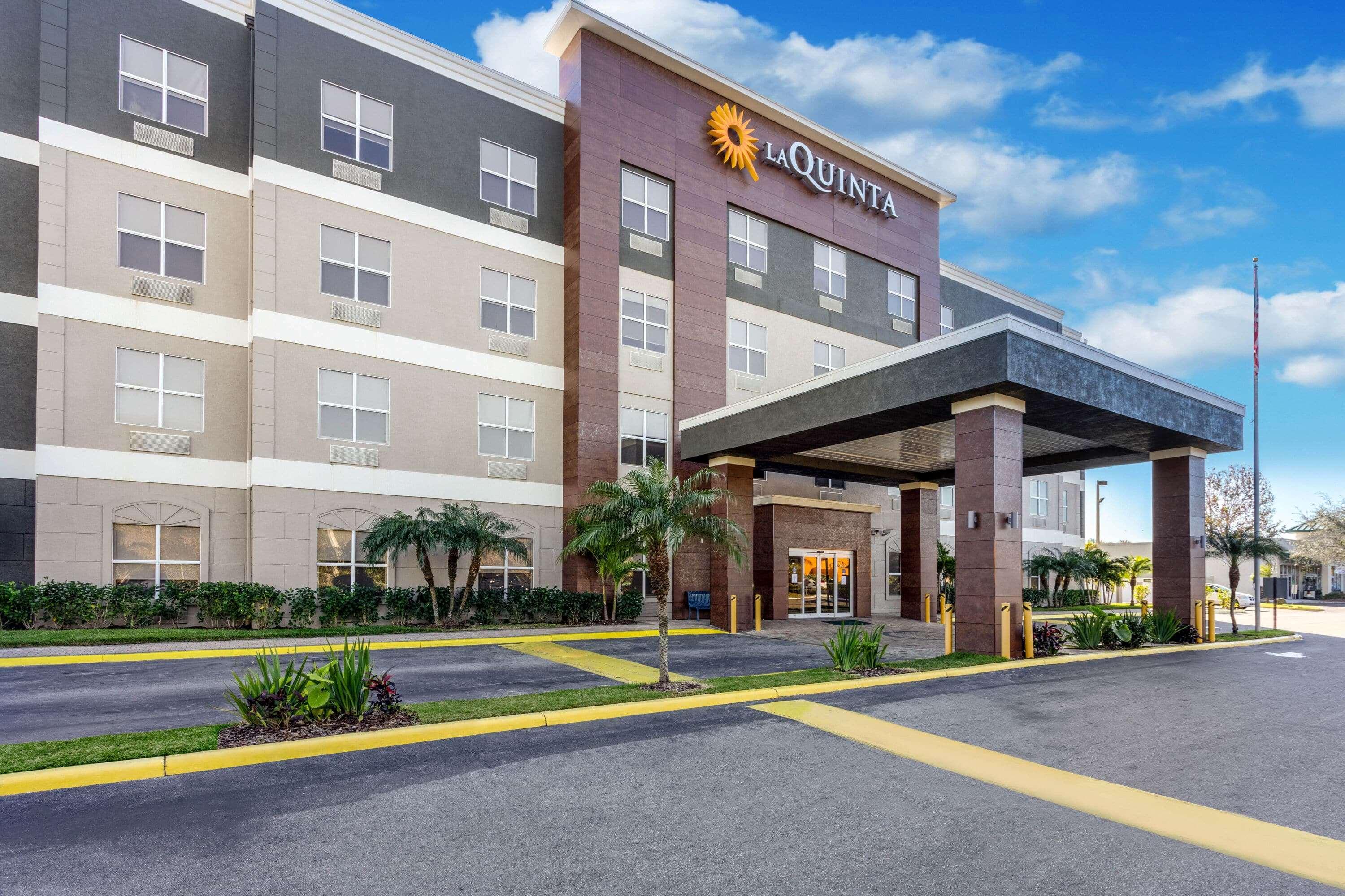 La Quinta By Wyndham Tampa Central Carrollwood Village Bagian luar foto