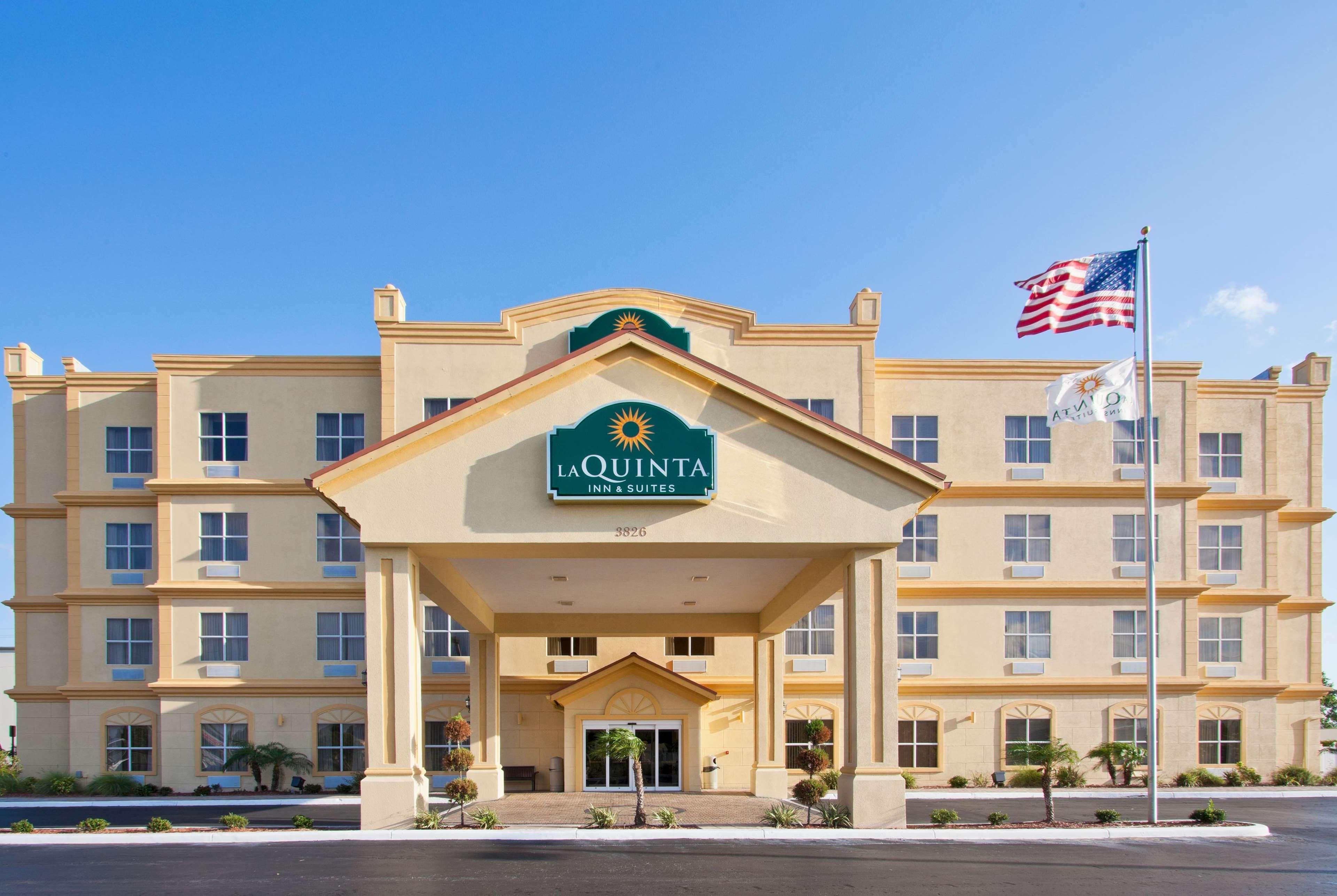 La Quinta By Wyndham Tampa Central Carrollwood Village Bagian luar foto