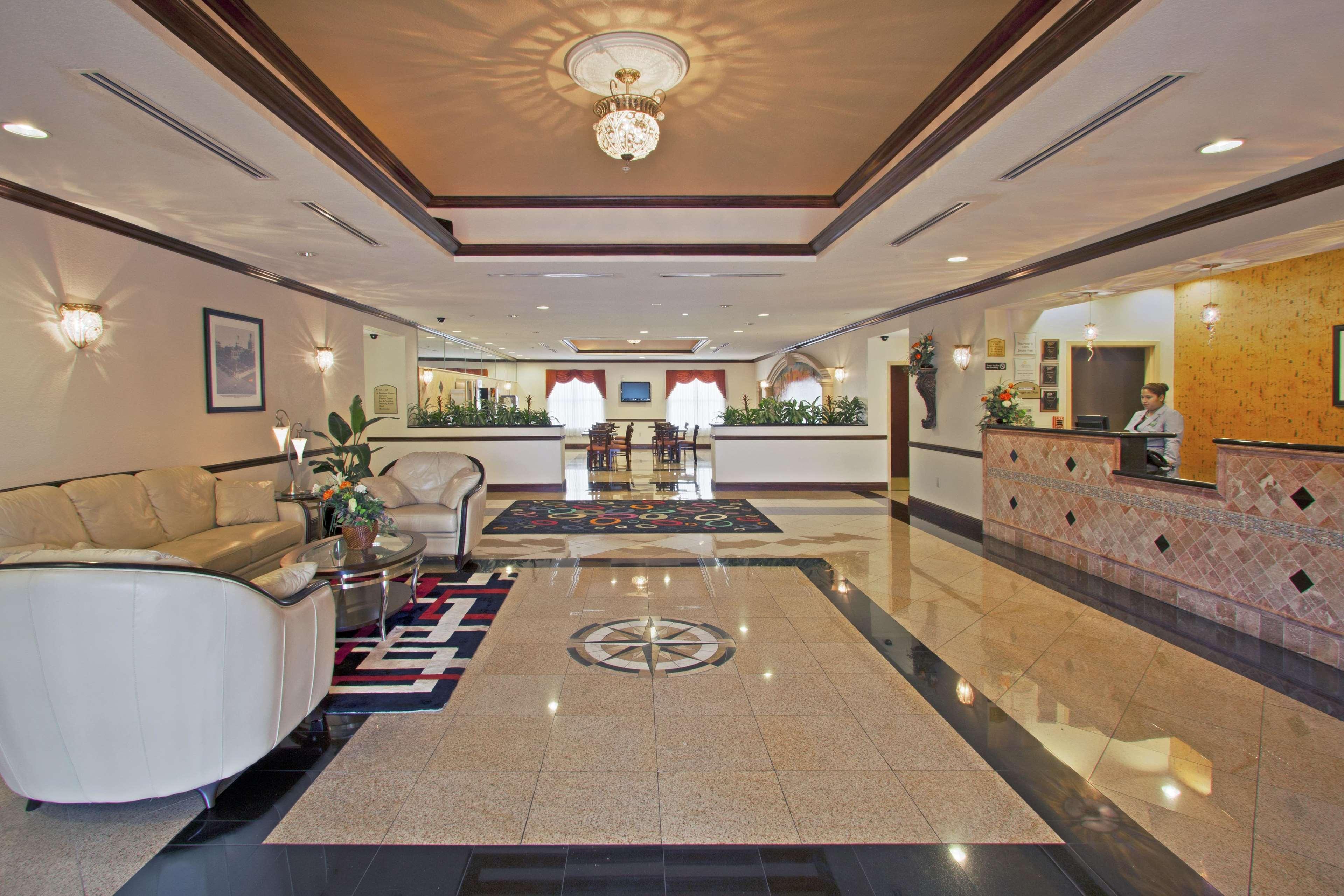 La Quinta By Wyndham Tampa Central Carrollwood Village Bagian luar foto